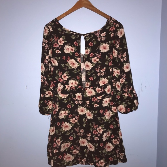 AE DRESS 🏵 - Picture 3 of 5